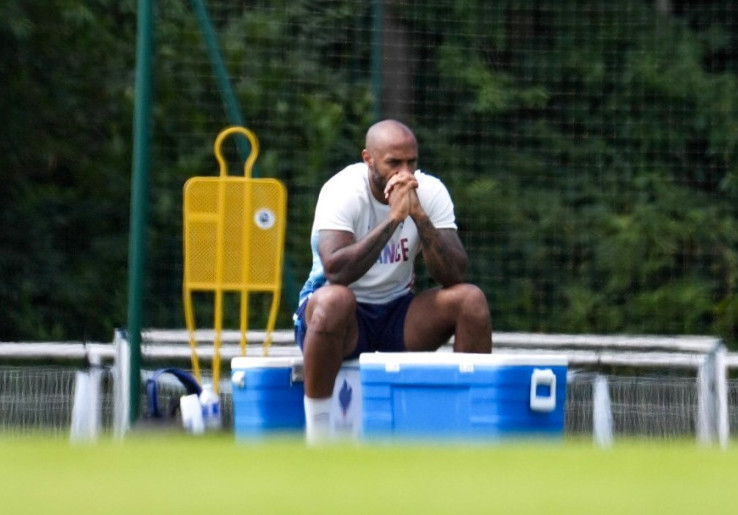 Thierry Henry Mundur dari Kursi Pelatih Prancis U-21