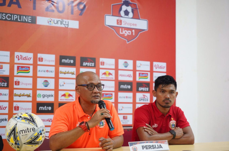 Ferry Paulus Buka Peluang Permanenkan Sudirman sebagai Pelatih Persija Jakarta