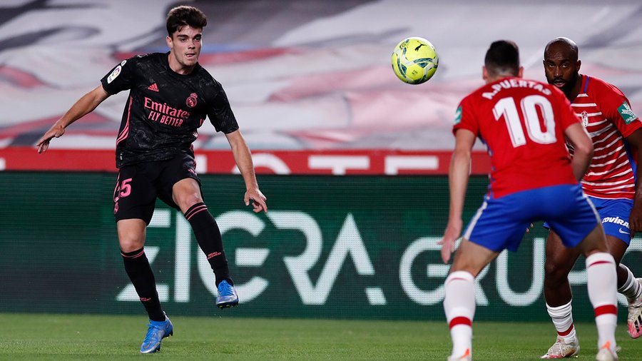 Real Madrid Gilas Granada, Zidane Sanjung Aksi Dua Pemain Muda