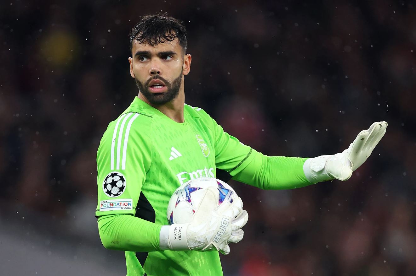 Sambut Persaingan dengan Ramsdale, Raya Siap Bertarung Jadi Kiper Utama Arsenal