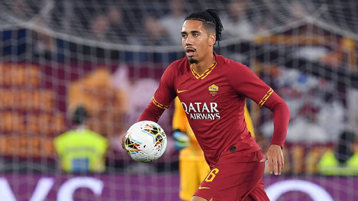 Chris Smalling Enggan Kembali ke Manchester United