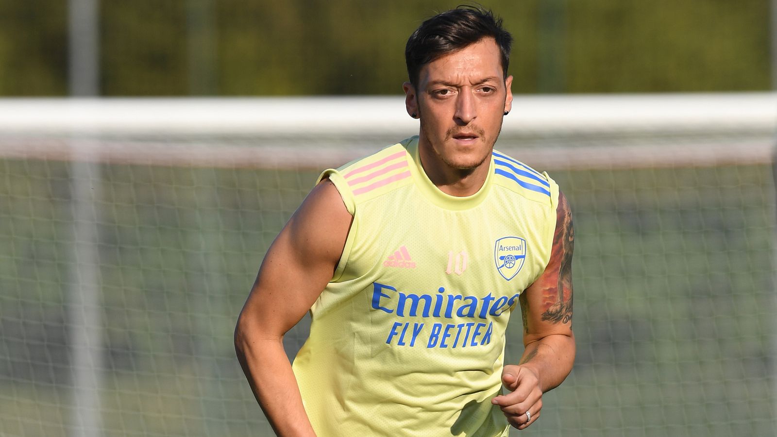 Mesut Ozil Segera Akhiri Masa Kelam di Arsenal