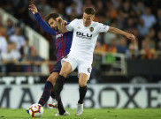 Bek Barcelona Tak Terima Dijadikan Kambing Hitam 