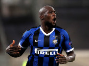 Inter Gagal Bayar Bonus Lukaku, MU Minta Lautaro atau Skriniar
