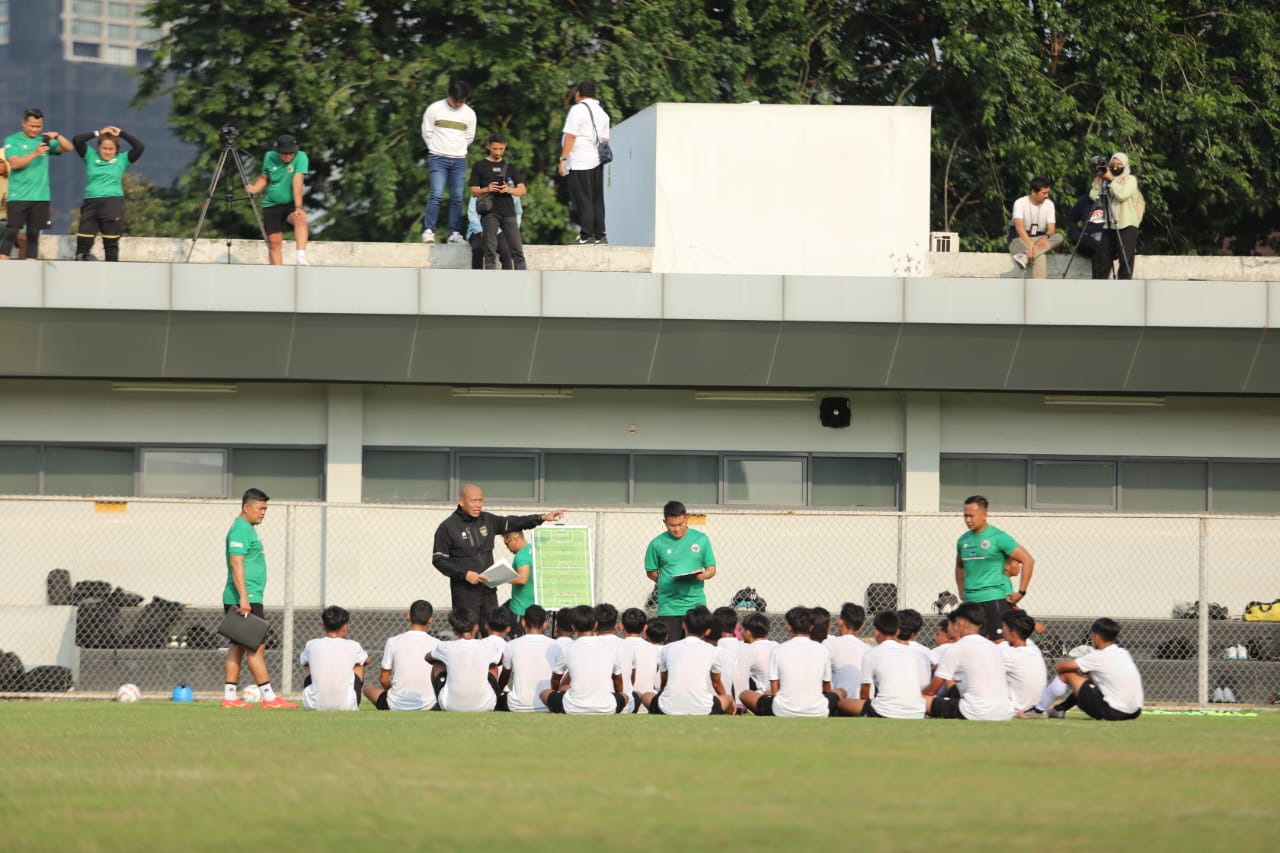 Pesan Nova Arianto untuk Timnas Indonesia U-17 Jelang TC di Spanyol dan Qatar
