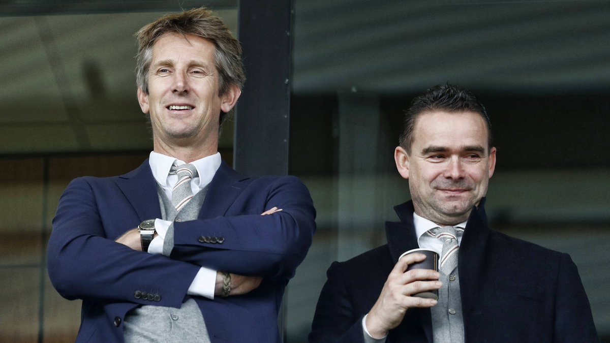 Dua Petinggi Ajax Amsterdam Siap Gantikan Tugas Ed Woodward di MU