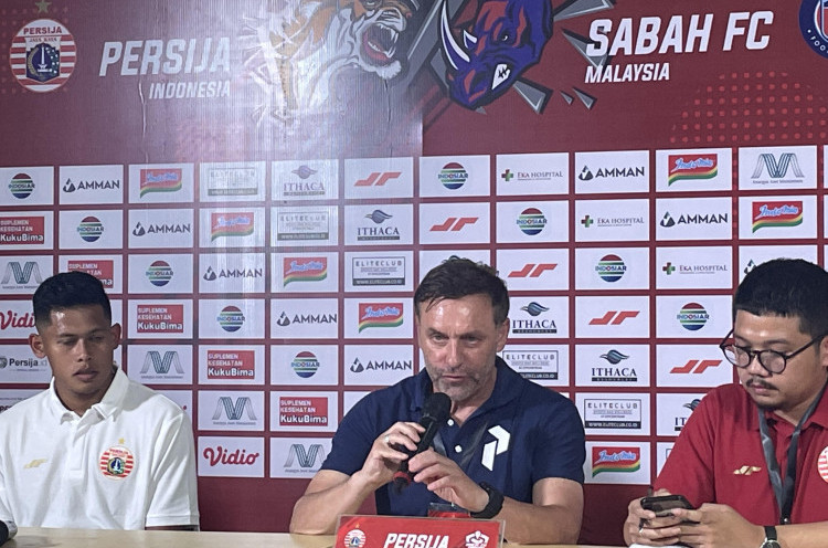 Thomas Doll Ungkap Penyebab Hilangnya Andritany dari Skuat Persija Lawan Sabah FC