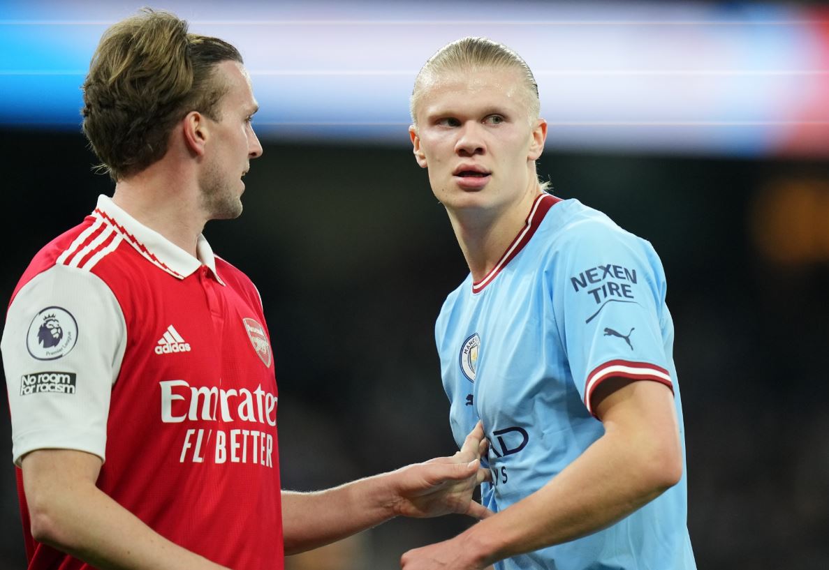 Ketika Rob Holding Tak Kuasa Menghentikan Erling Haaland