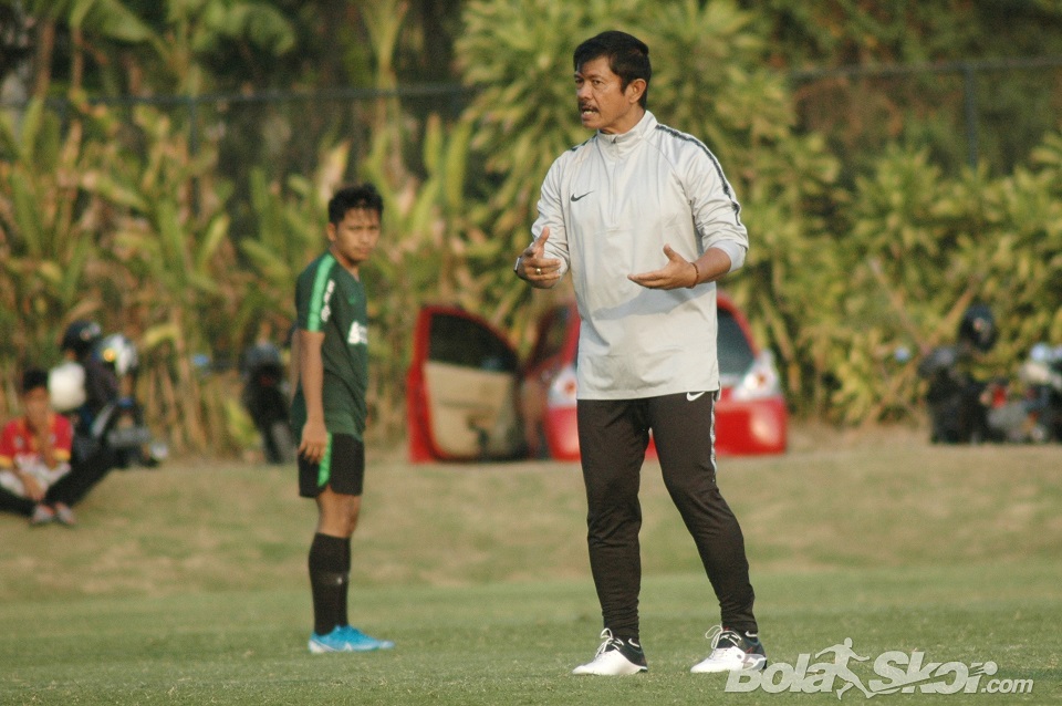 Usai Rapat Dengan Shin Tae-yong, Ini Tugas Indra Sjafri Dan Nova ...