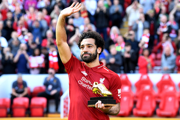 Mohamed Salah Butuh 15 Tahun untuk Selevel Cristiano Ronaldo