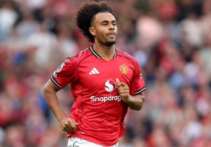 Bukan ke Manchester United, Joshua Zirkzee Seharusnya Bertahan di Italia dan Membela AC Milan