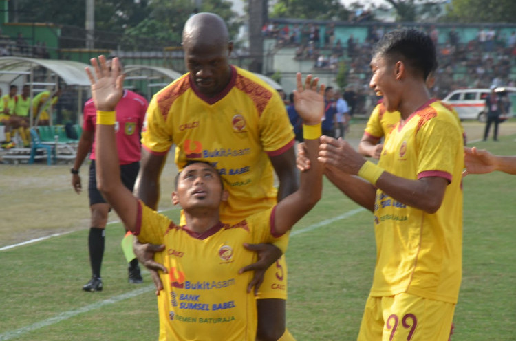 Liga 2: Kunci Sukses Sriwijaya FC dan Persoalan PSMS Medan