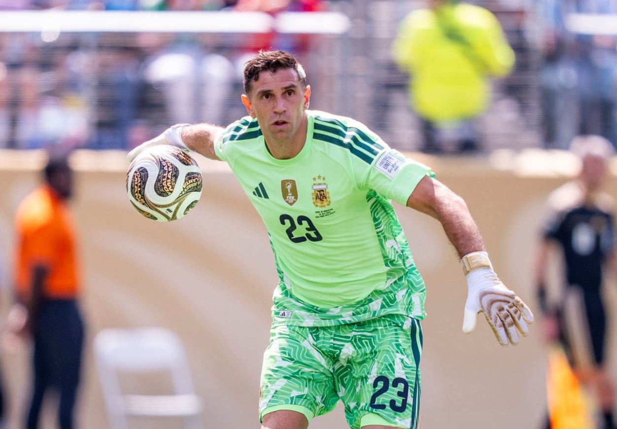 Juventus Panaskan Rumor Transfer Kiper Timnas Argentina, Emiliano Martinez