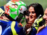 Valentino Rossi Hanya Manusia Biasa di Mata Kekasih