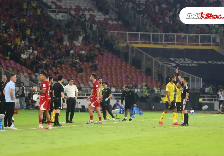Kartu Merah Thom Haye, Berkah atau Kutukan untuk Timnas Indonesia