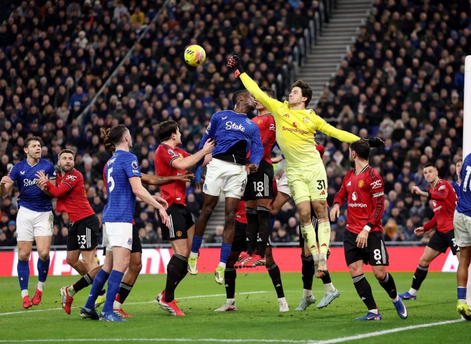 Bak Medan Perang, Situasi saat Kiper Menghadapi Sepak Pojok di Premier League