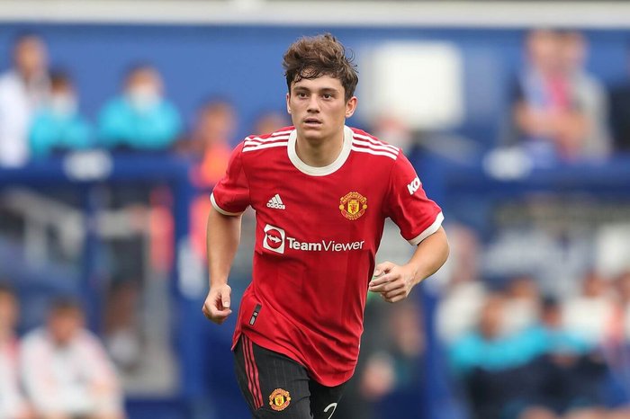 Update Transfer MU: Dalot Bertahan, James Merapat ke Klub Lain