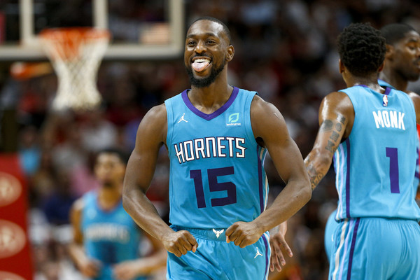 Berkat 103 Poin dari Dua Pertandingan, Kemba Walker Lampaui Catatan Stephen Curry 