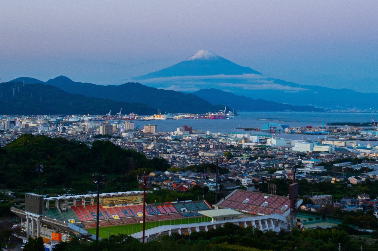 5 Stadion Paling Canggih hingga Indah di J League