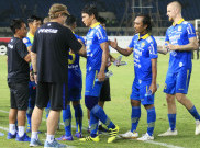 Kalah dari Persela, Robert Alberts Sebut Permainan Persib Terburuk di Liga 1 2019
