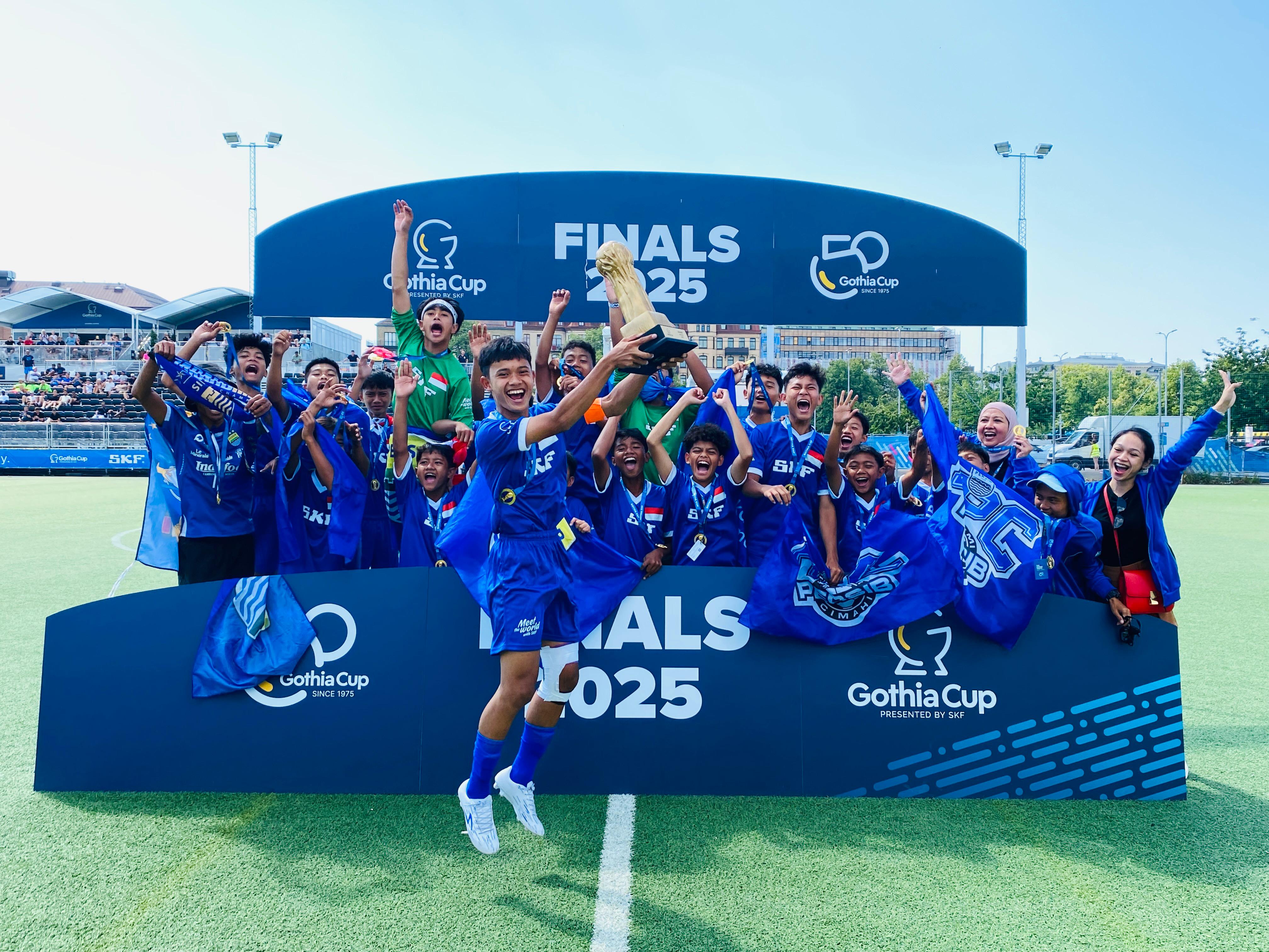 Menpora Dito Ariotedjo dan Ketum PSSI Apresiasi Keberhasilan Akademi Persib Cimahi Juara Gothia Cup 2025