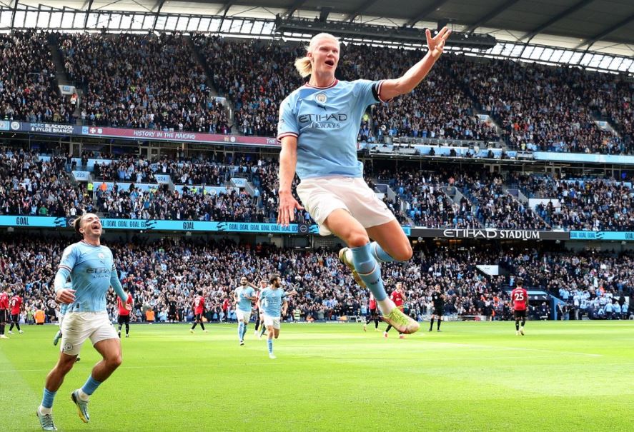 Man City 6-3 Man United: Manchester Berwarna Biru, Red Devils Melongo