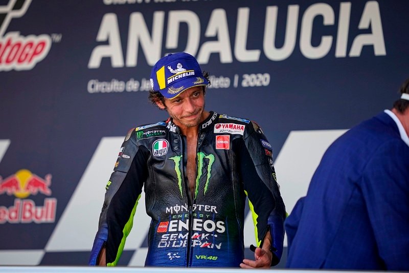 Petronas Yamaha Sambut Valentino Rossi Layaknya Keluarga