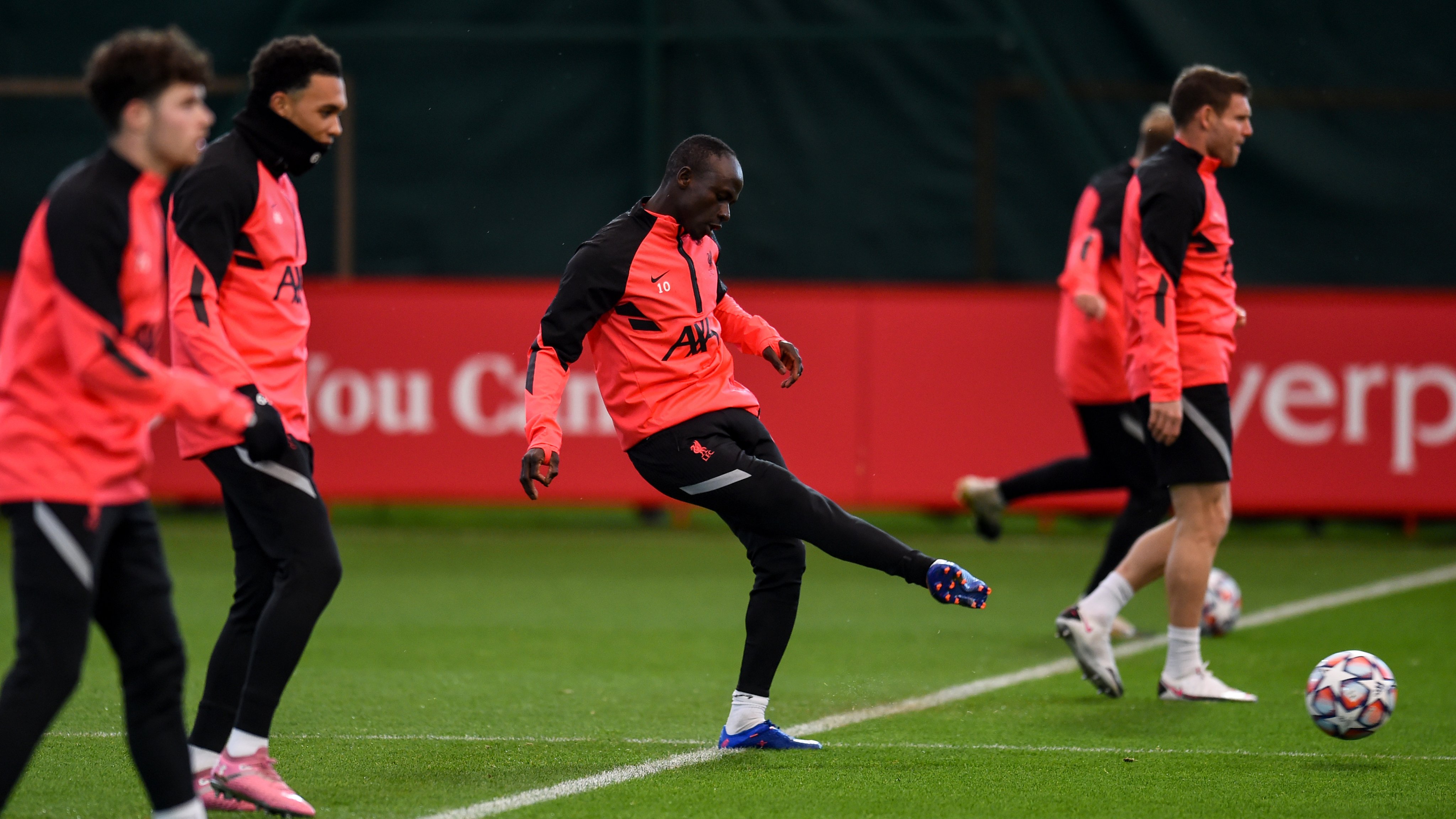 Liverpool Vs FC Midtjylland, The Reds Berburu Gol ke-10.000