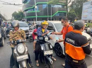 The Jakmania Turun ke Jalan, Bagikan Masker untuk Warga Jakarta