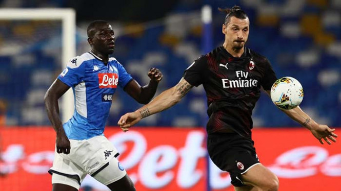 Prediksi Napoli Vs AC Milan: Ujian Berat Rossoneri Tanpa Sang Pelatih