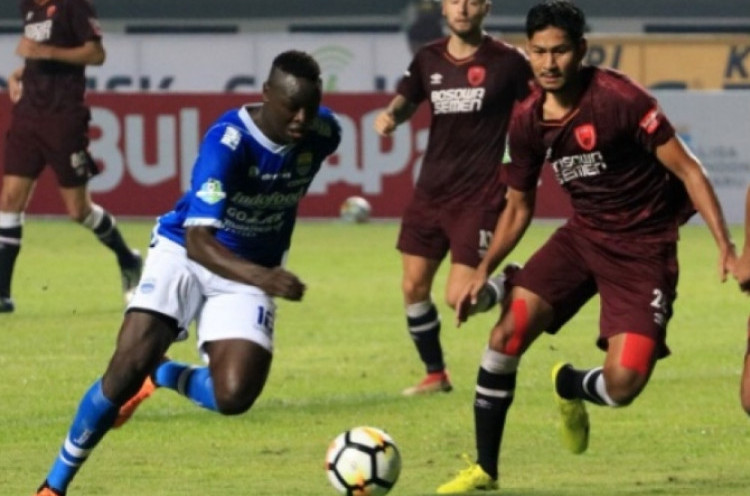 Ezechiel N'Douassel Dikabarkan Dicoret, Pelatih Persib Bandung Beri Respons