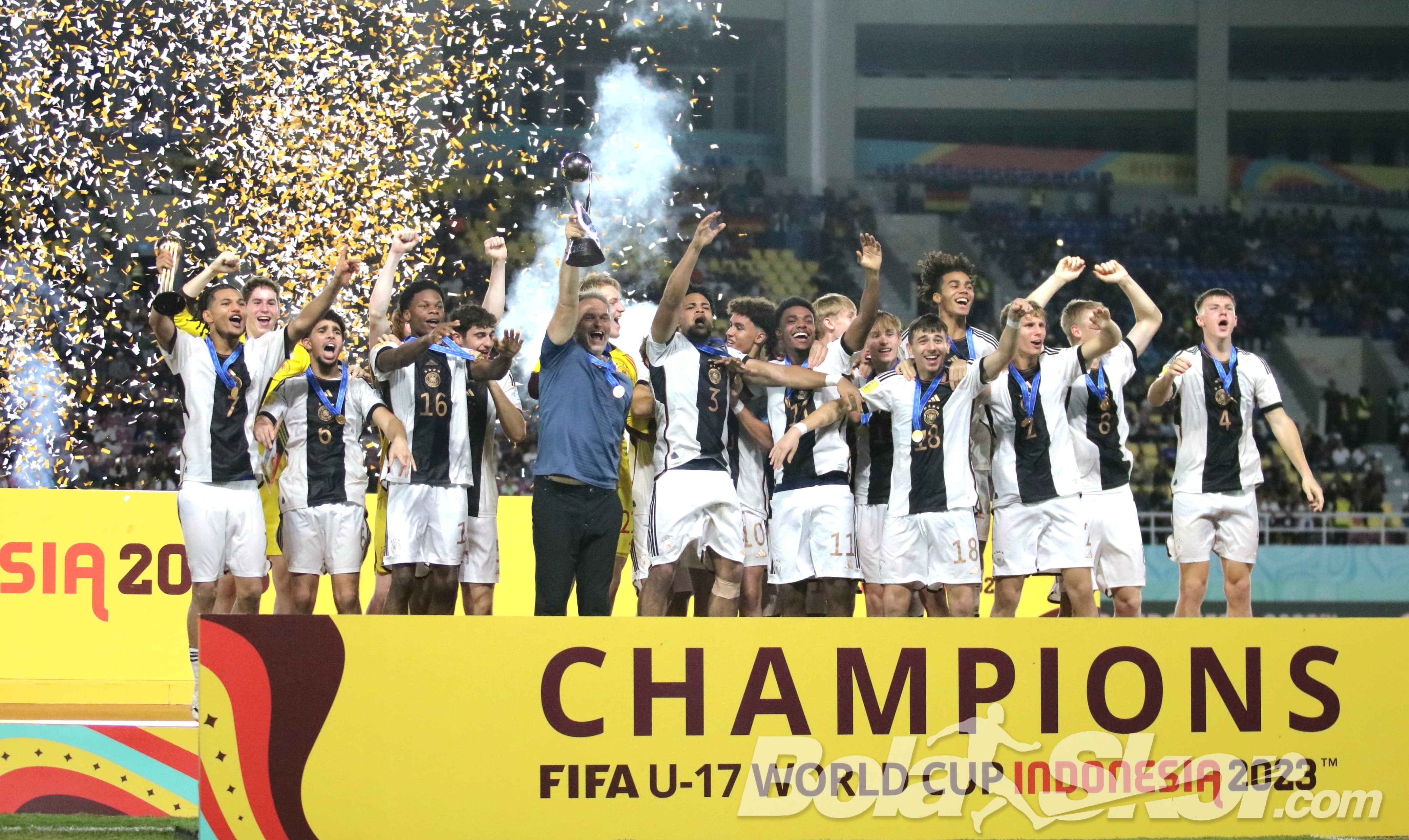 Galeri Foto: Jerman Jadi Raja di Indonesia
