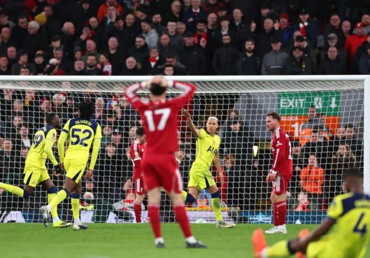 Tottenham Hotspur Seolah Bermain dengan Sangat Baik saat Melawan Liverpool di Anfield