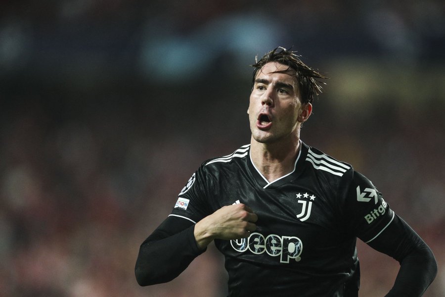 Punya Banyak Peminat, Dusan Vlahovic Semakin Jauh dari Juventus
