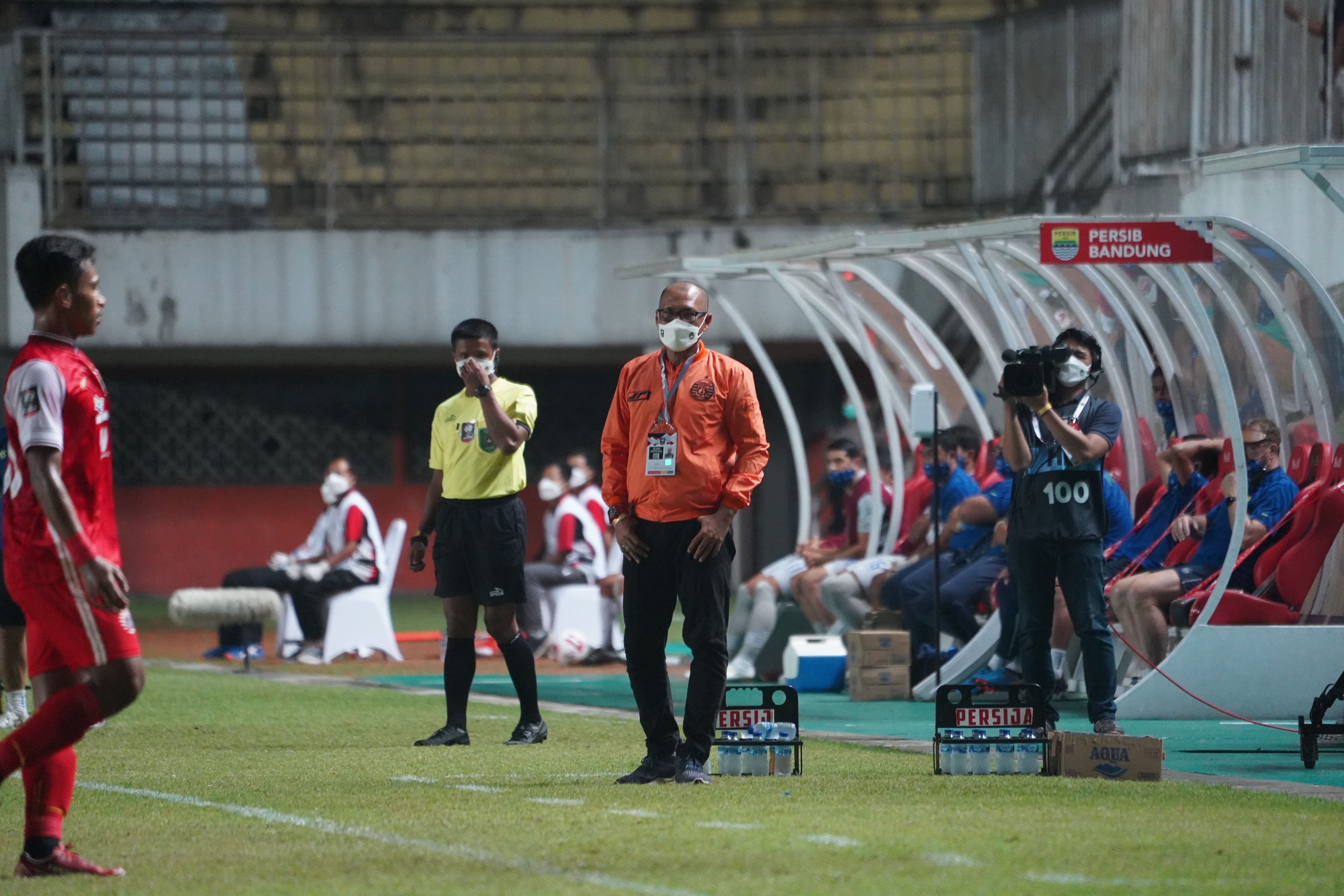 Pelatih Persija Puji Peran Tony Sucipto sebagai Bek Tengah