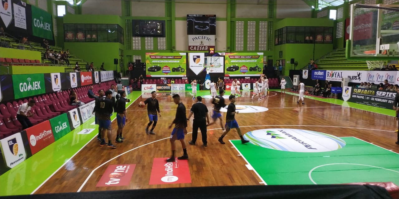 Lapangan Licin, Pelita Jaya dan Prawira Minta IBL Hentikan Pertandingan