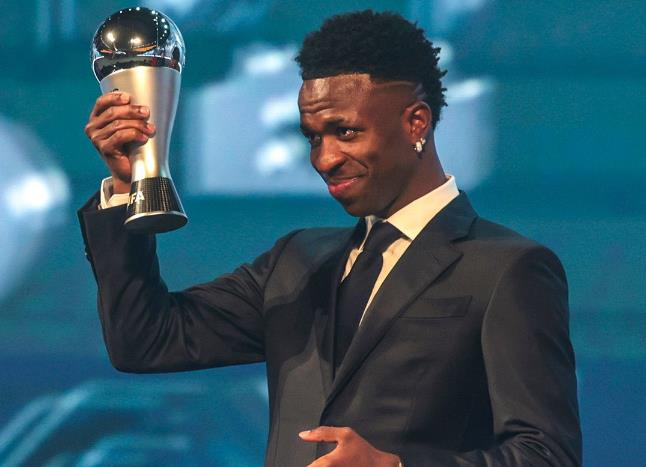 Obati Luka Kegagalan Menangi Ballon d'Or, Vinicius Junior Jadi Pemain Terbaik Versi FIFA