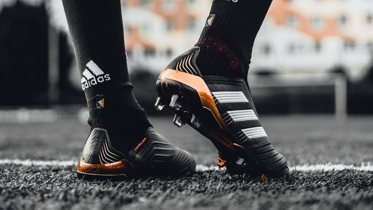 Adidas Luncurkan Kembali Sepatu Legendaris Predator