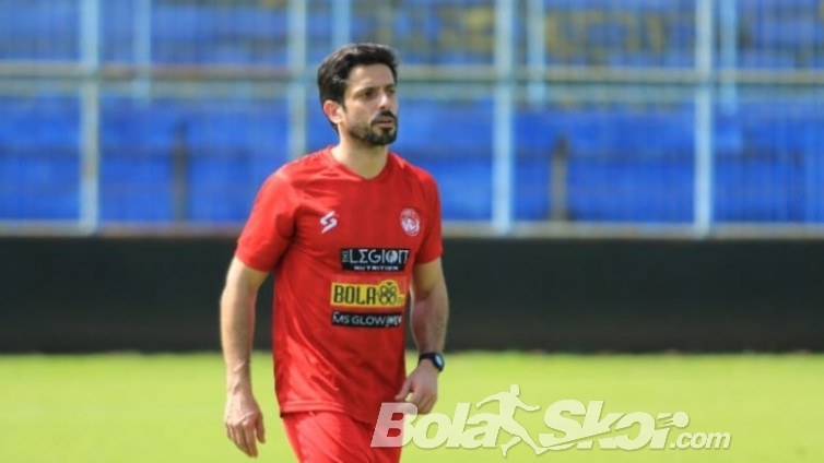 Eduardo Almeida Bawa Kolega untuk Benahi Fisik Arema FC