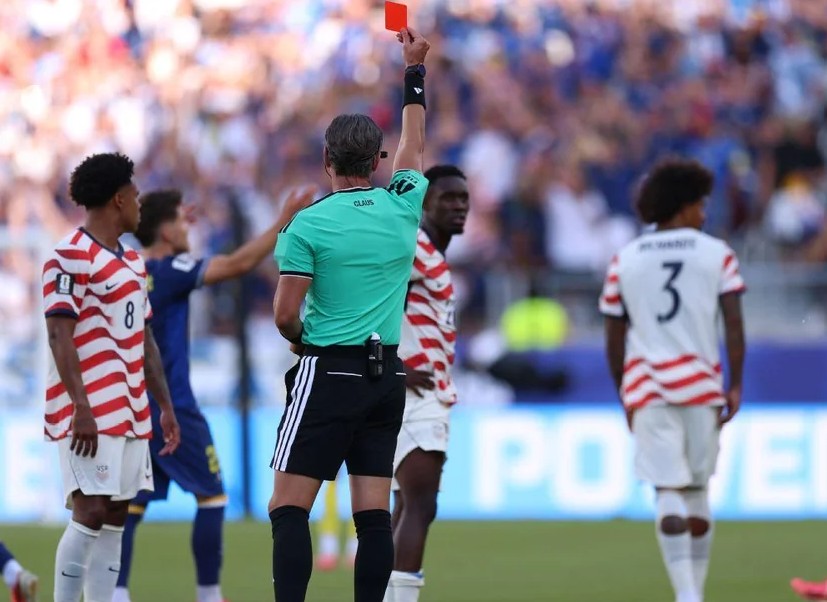 Di Tengah Hujan Kontroversi, Collina Sebut Performa Wasit Piala Dunia 2026 Memuaskan