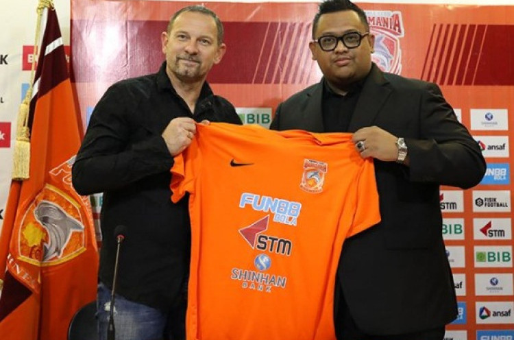 Lepas Iwan Setiawan, Borneo FC Resmi Tunjuk Dejan Antonic Sebagai Pelatih