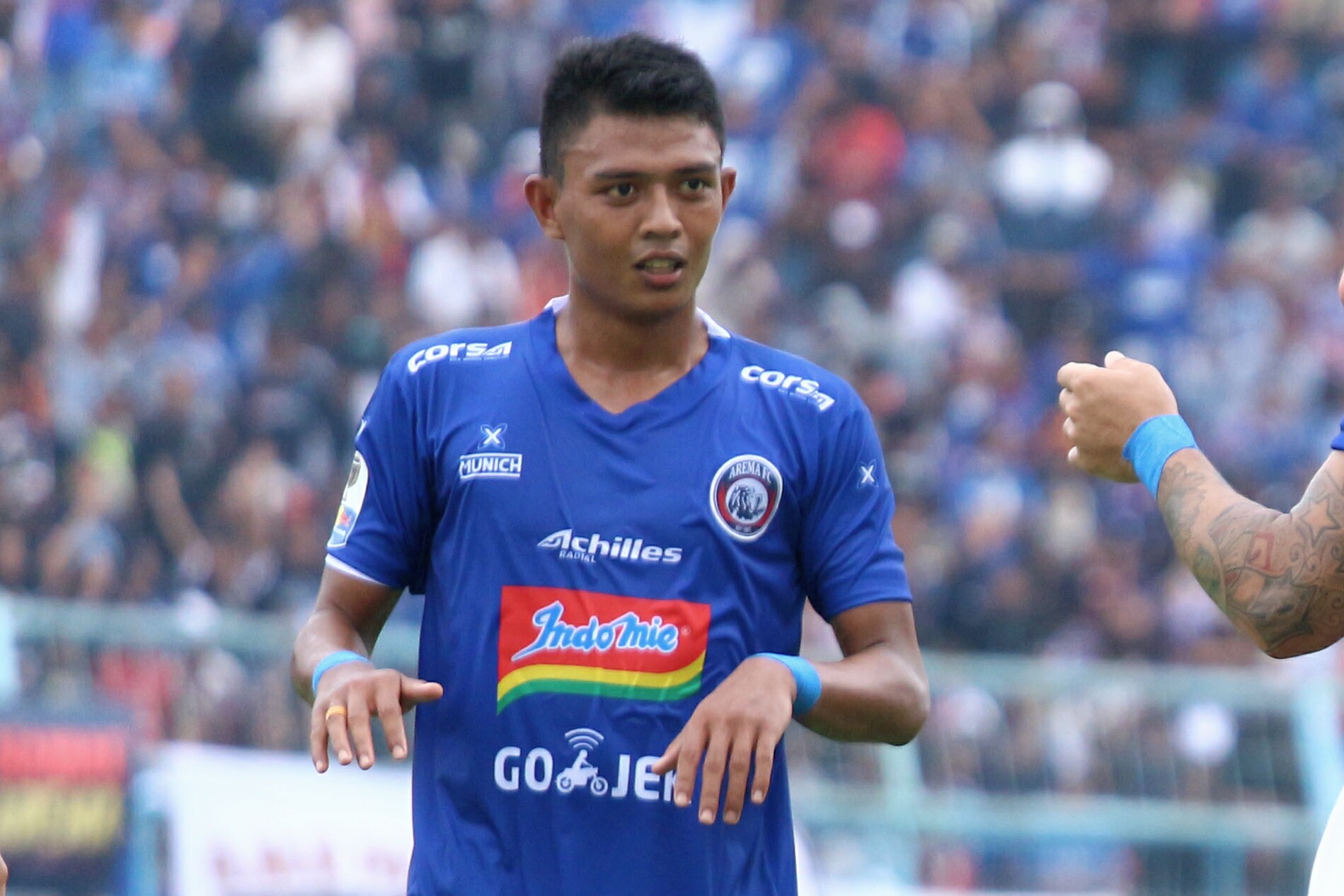 Jersey Arema FC Segera Ramai dengan Produk Sponsor Baru