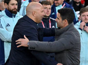 Arne Slot Beruntung Jadi 'Pewaris', Mikel Arteta Berjuang sebagai 'Perintis'