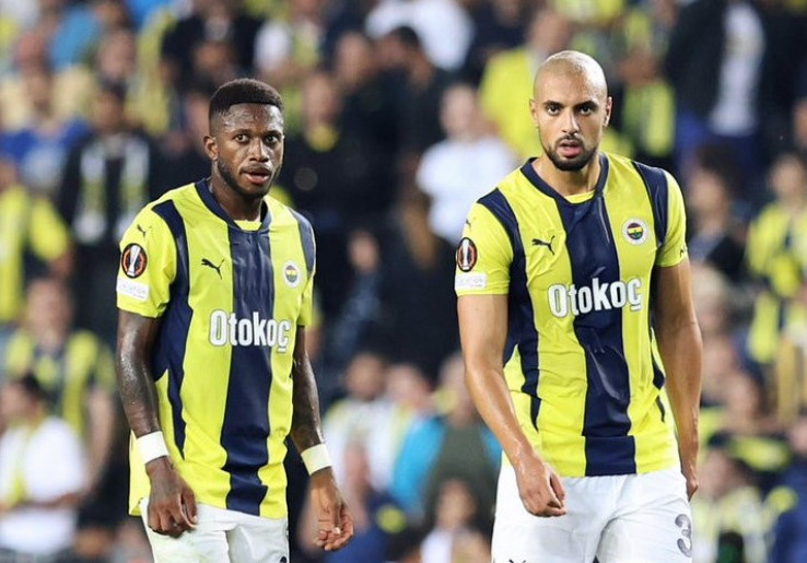 Fenerbahce Vs Manchester United: Ajang Reuni Para Mantan