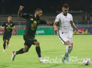 Hasil Liga 1: Dwi Gol Yevhen Bokhashvili Bawa Persipura Taklukkan Persebaya