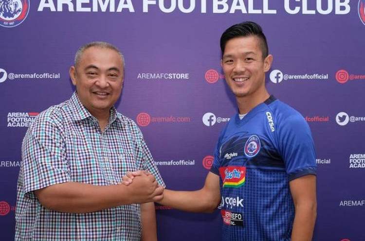Arema FC Resmi Umumkan Perekrutan Takafumi Akahoshi