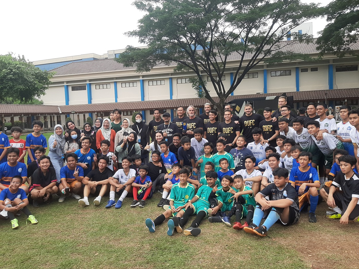 Dewa United FC dan eSports Sapa Global Islamic School Serpong
