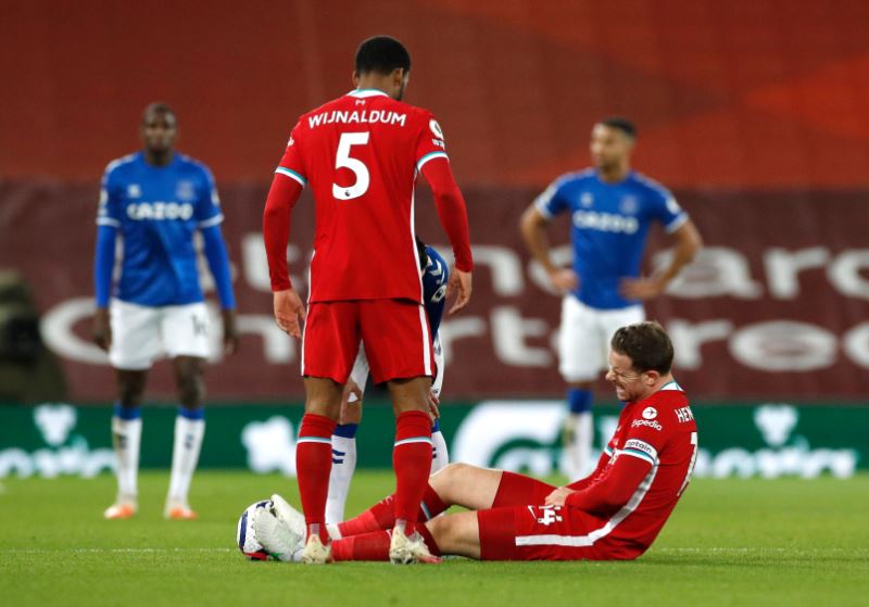 Sudah Jatuh Tertimpa Tangga, Kapten Liverpool Juga Cedera