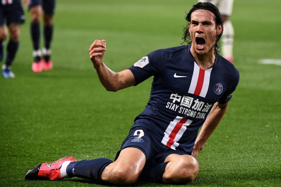 Dries Mertens Bertahan di Napoli, Inter Milan Lirik Edinson Cavani