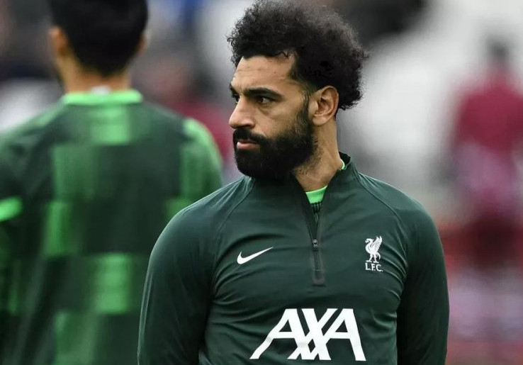Meski Ribut dengan Jurgen Klopp, Mohamed Salah Bertahan di Liverpool